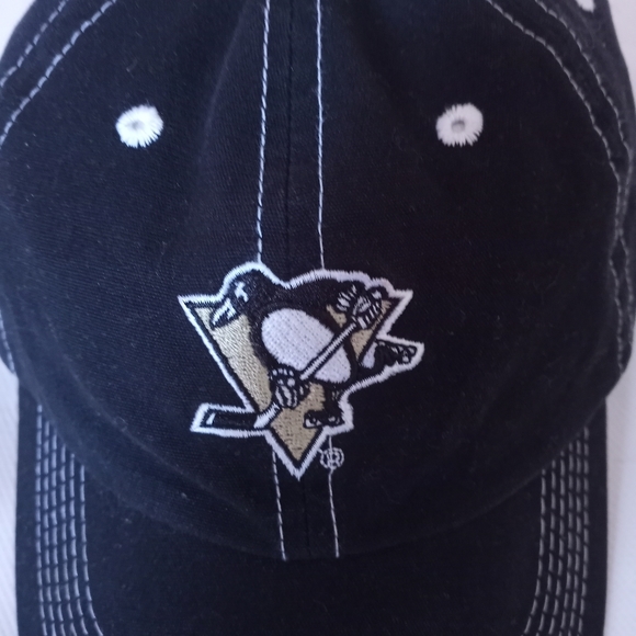 Pittsburgh Penguins Cap, - Picture 3 of 6